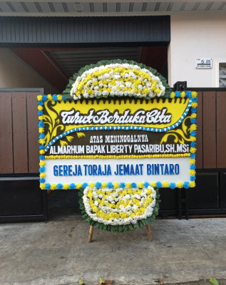 Papan Bunga Duka di Singkup